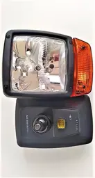 svetlo 700/38400 Ľ predné-hlavné s.t