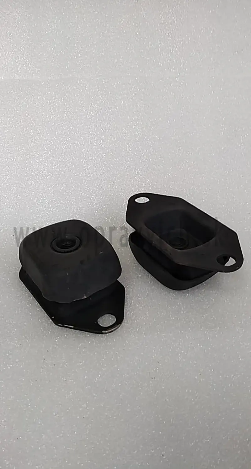 silentblok 332/W1627A motora 8025-30